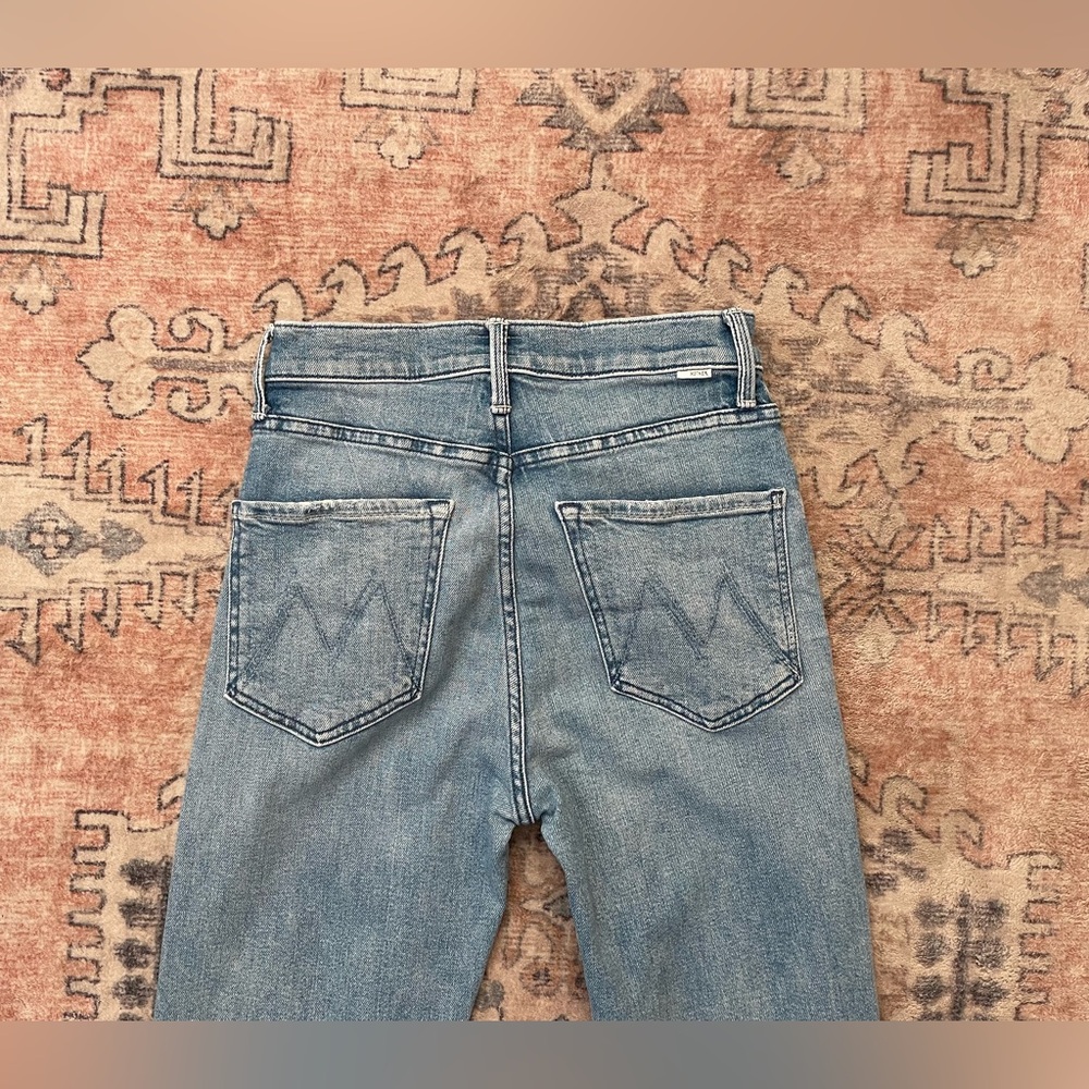 MOTHER Highwaist Rider Ankle Fray Fish Out Of Water Light Wash Jeans Women’s 26 - Picture 4 of 7